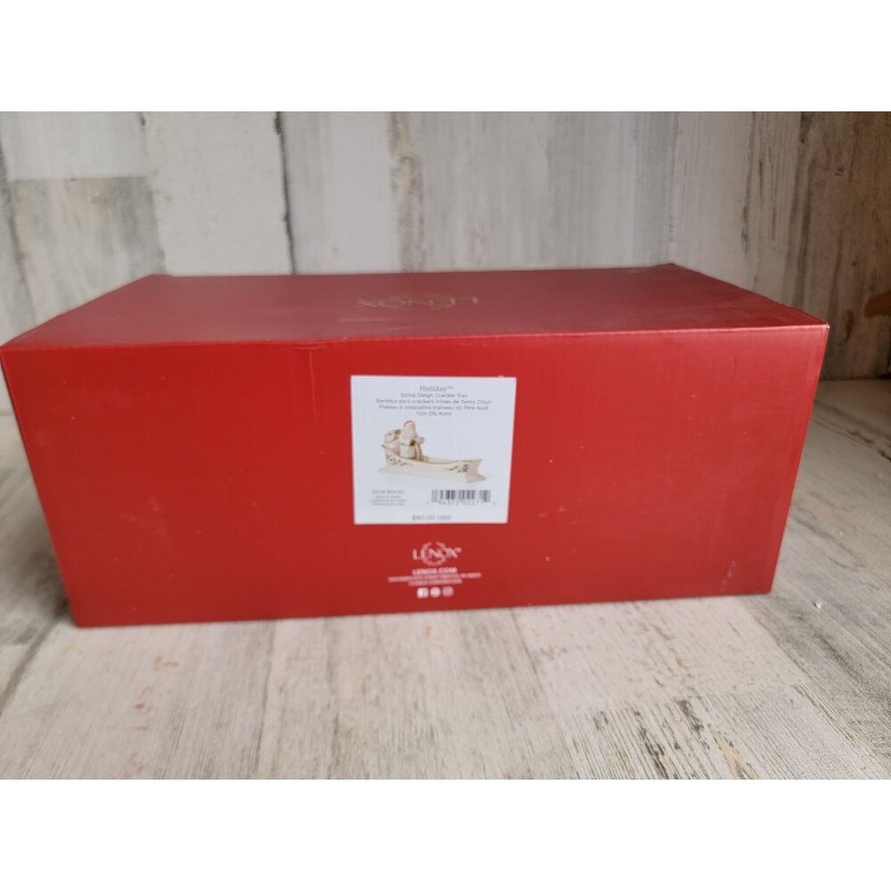 Lenox NEW‎ Santa sleigh cracker tray holiday Xmas figure